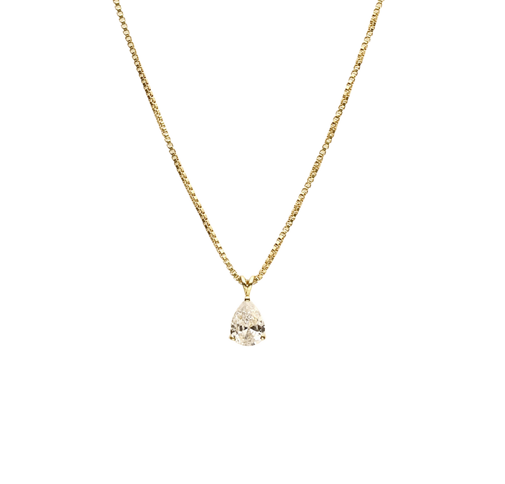 Aurum Lacrima Pendant(Pear Drop With Golden Chain)