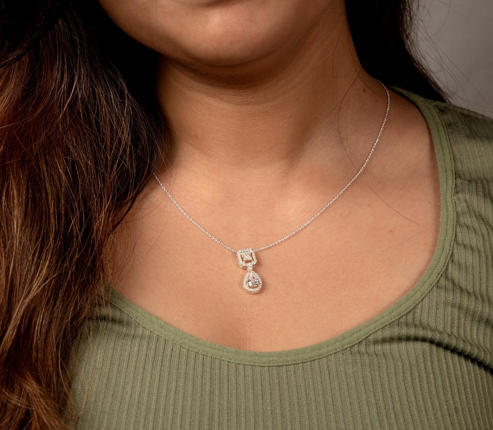 Eterna Drop Necklace