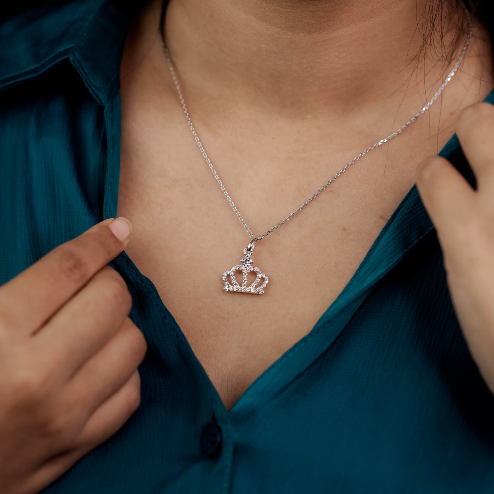 Regalia Stella Pendant(Crown)