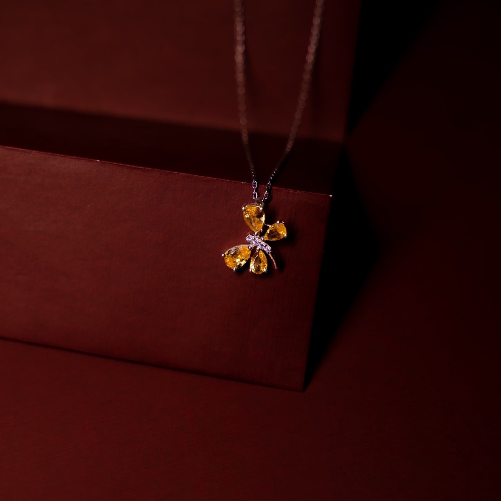 Aurum Flutter Pendant(Yellow Butterfly)